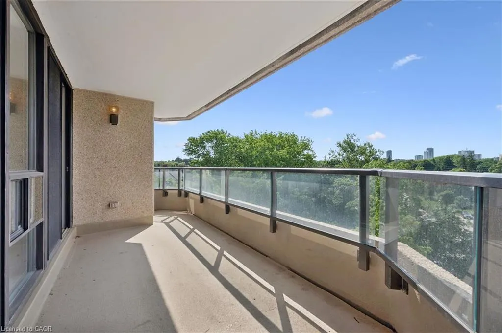 6 Willow Street #602