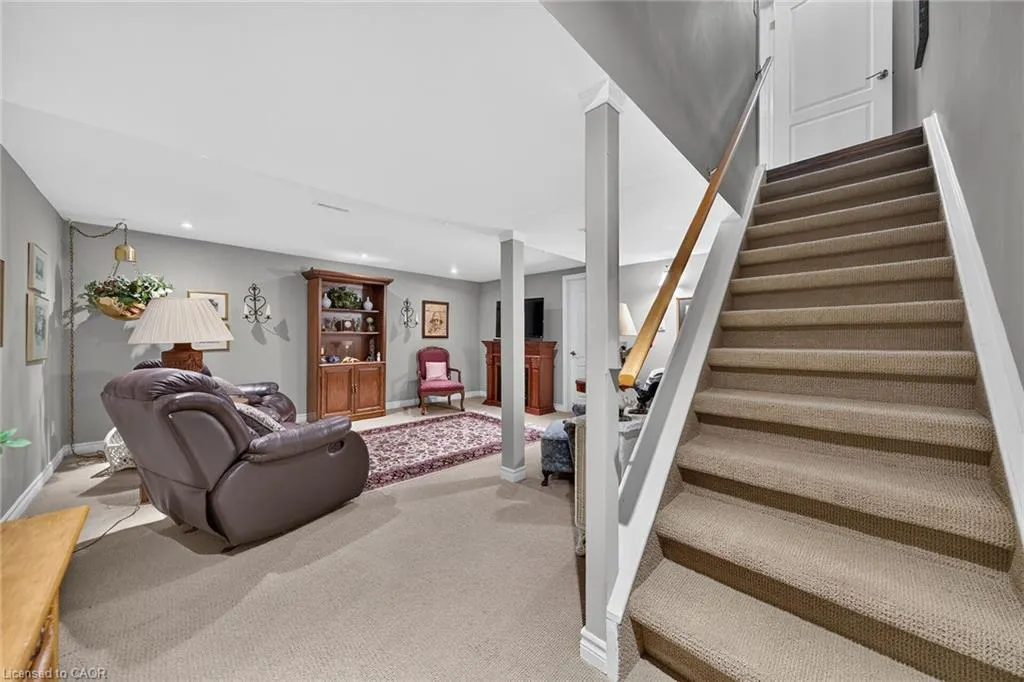 5294 Bromley Road