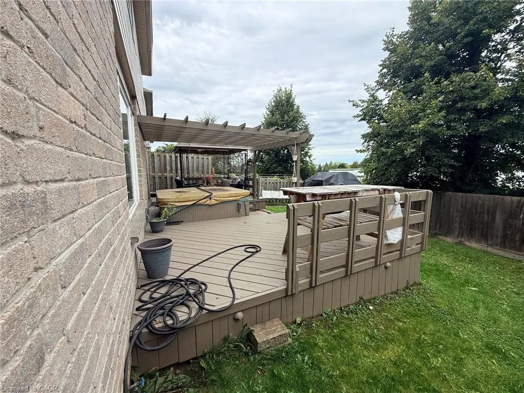 424 Newport Drive