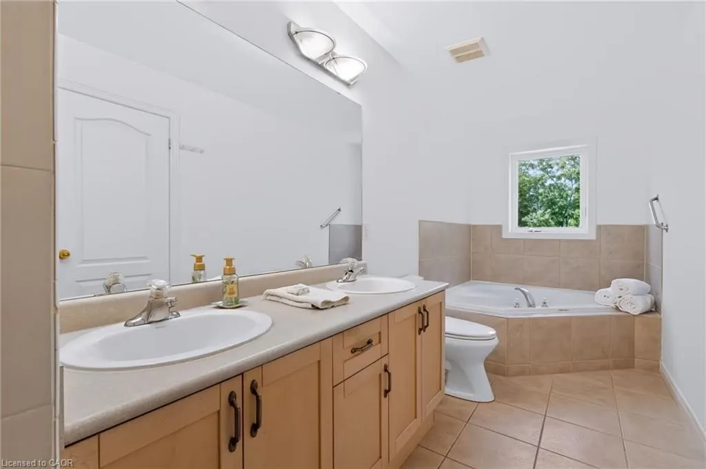 5151 Upper Middle Road #11