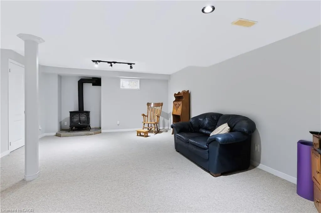 5151 Upper Middle Road #11