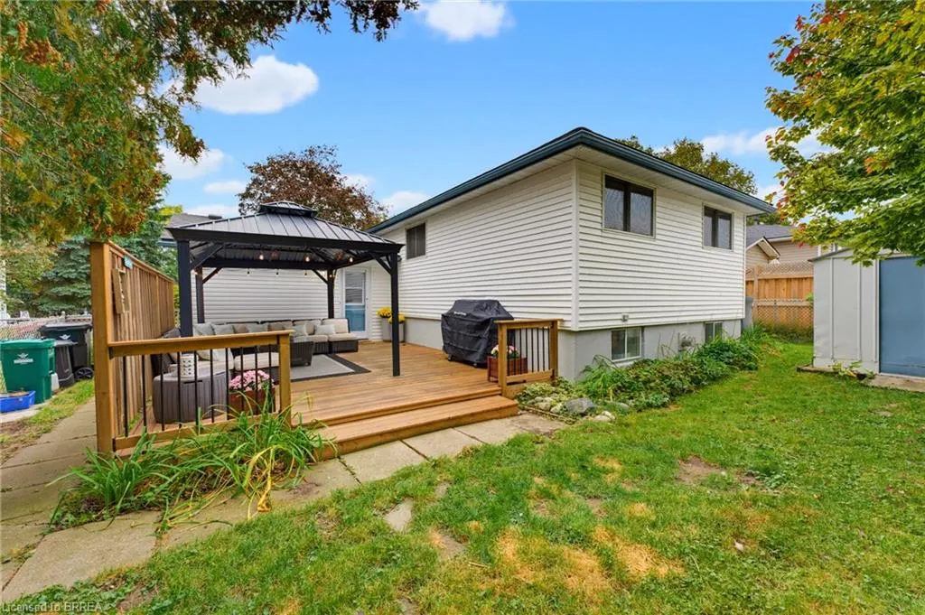 35 Scott Road