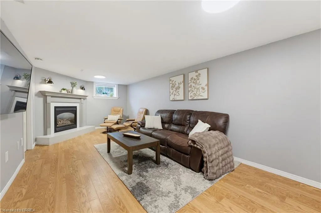 35 Scott Road