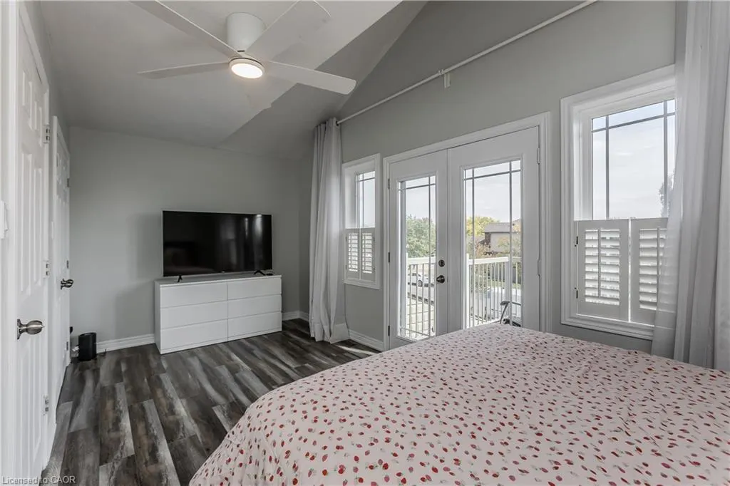 32 Great Oak Trail