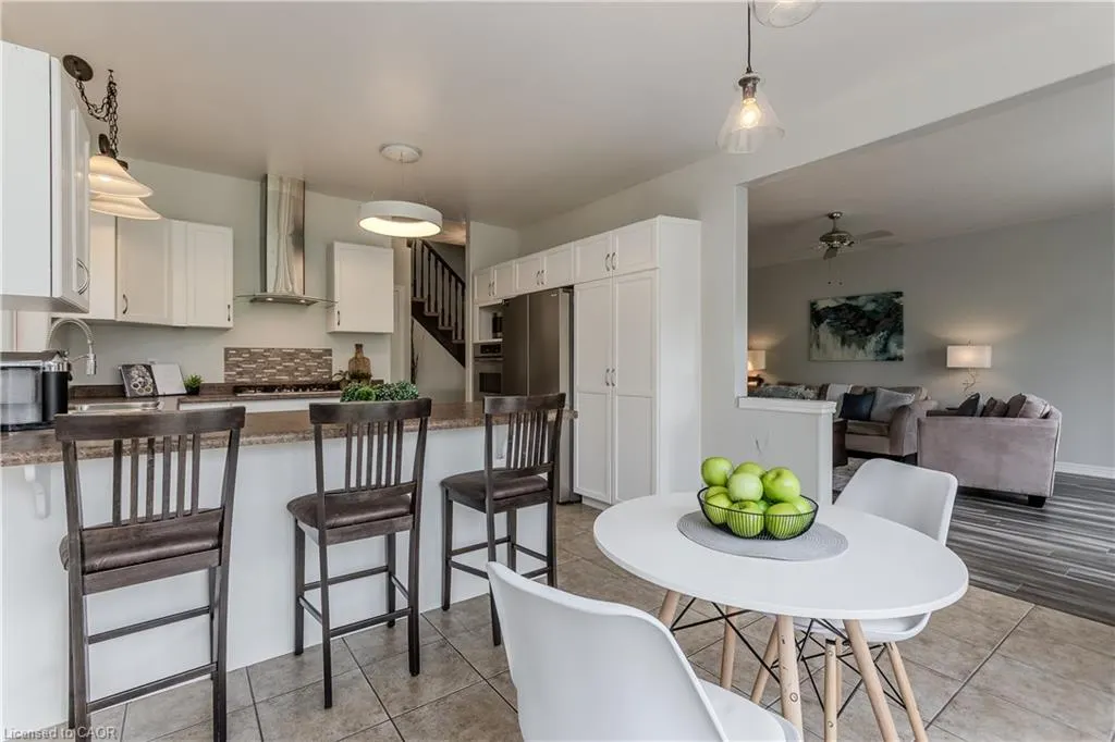 32 Great Oak Trail