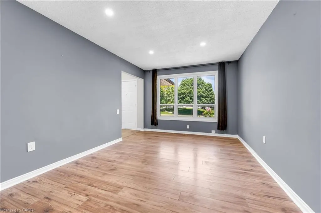 261 Limeridge Road W