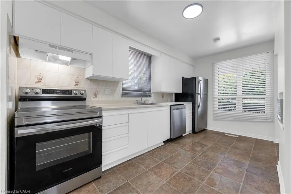 261 Limeridge Road W
