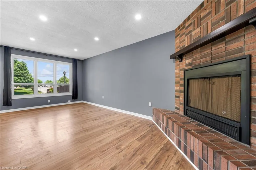 261 Limeridge Road W
