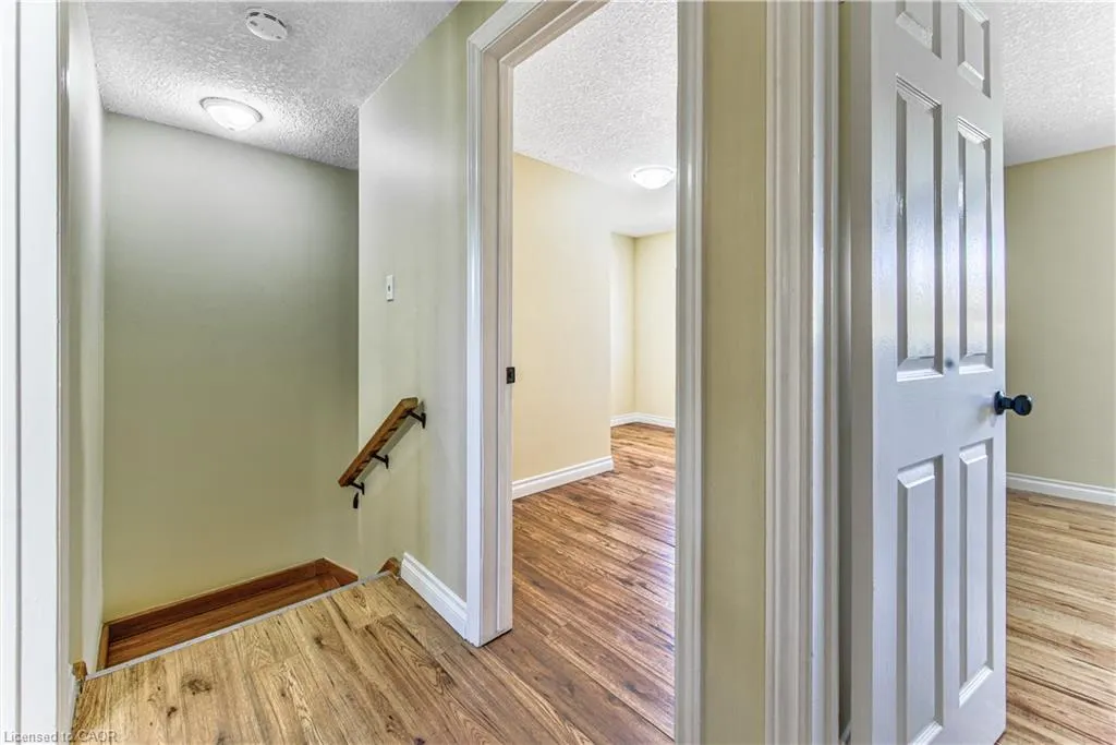 37 Gottscheer Court