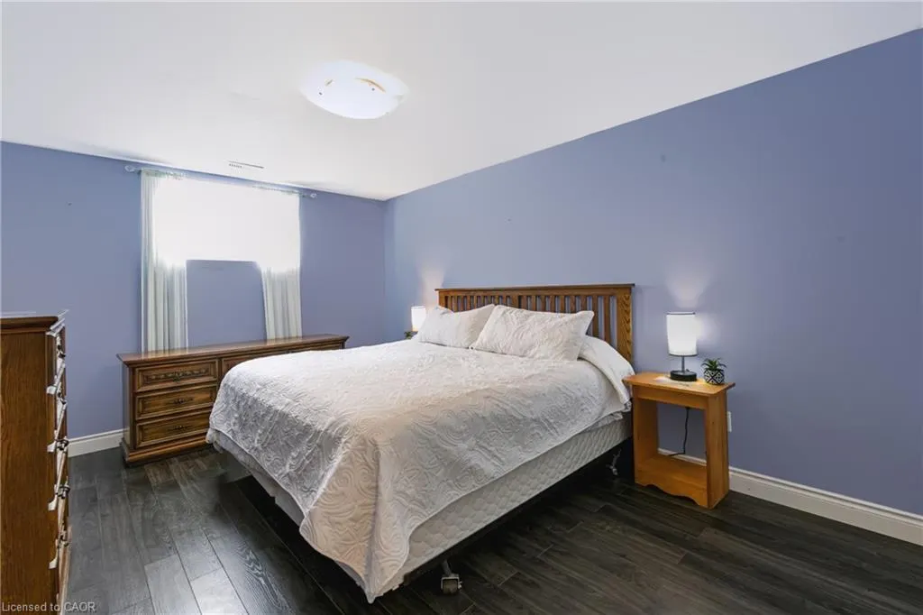 244 Dundas Street W #22