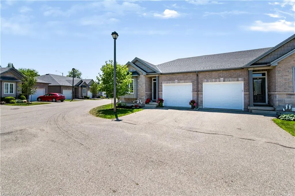 244 Dundas Street W #22