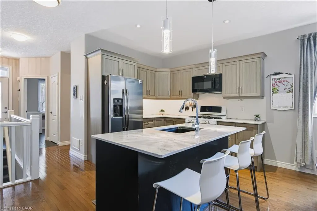 244 Dundas Street W #22