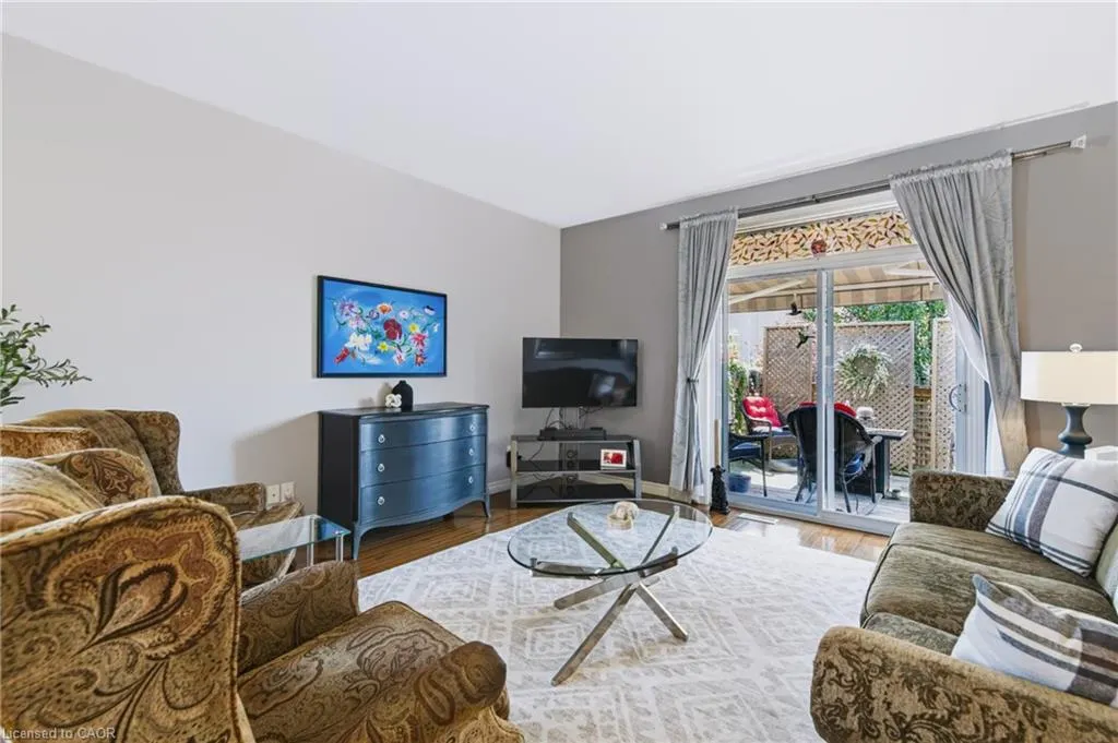 244 Dundas Street W #22