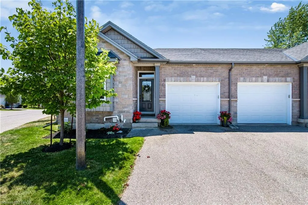 244 Dundas Street W #22