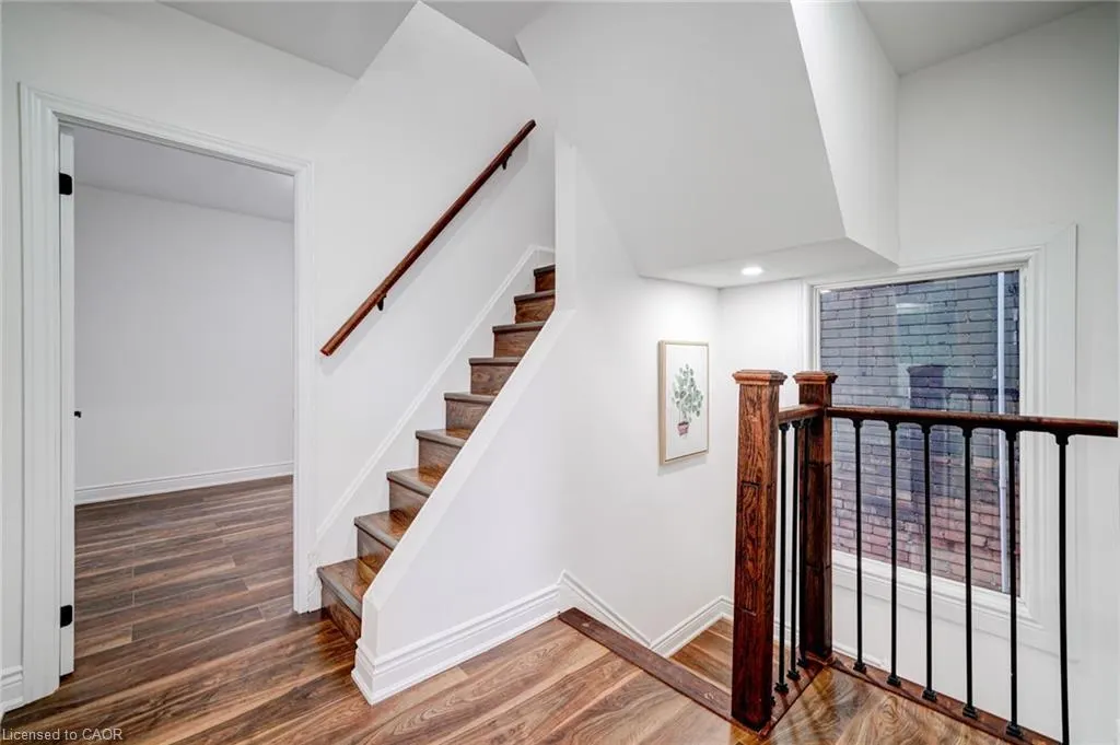 9 Gibson Avenue