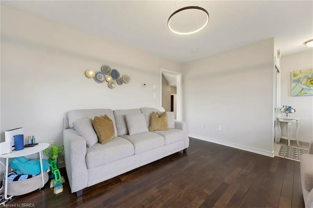 89 Osborn Avenue