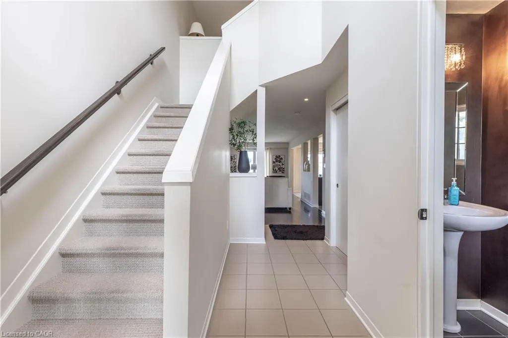 8625 Upper Canada Drive