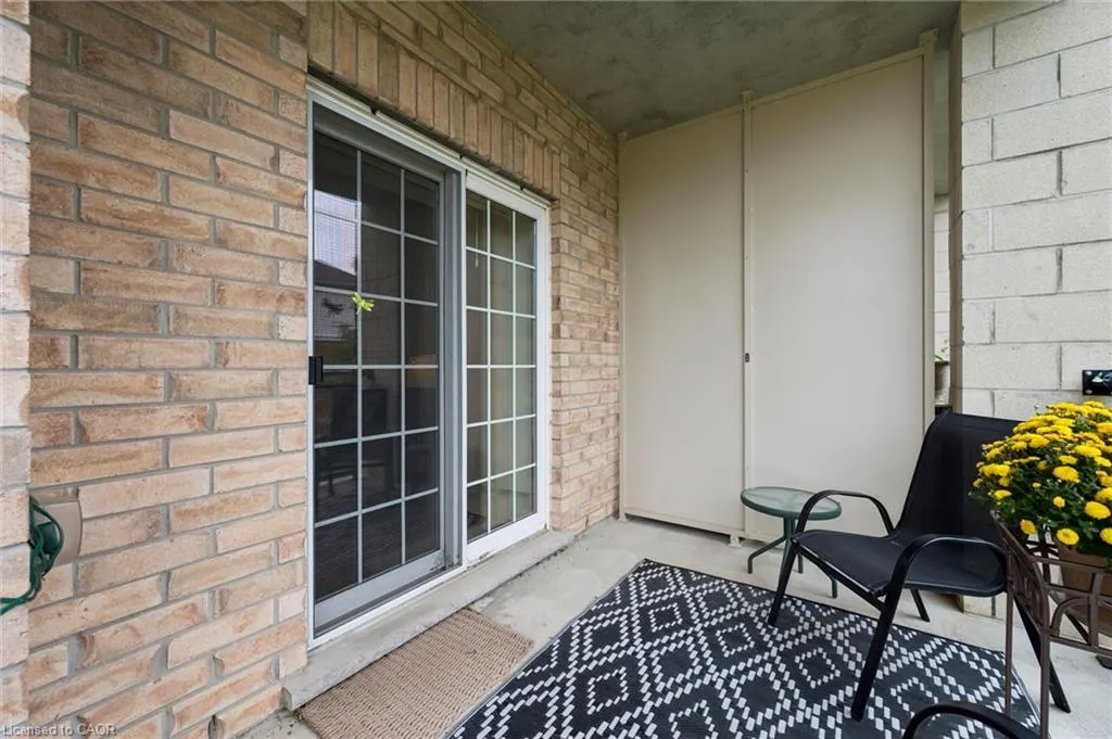 1077 Gordon Street S #142