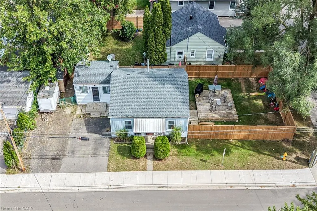 82 Division Street