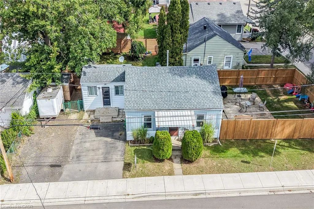 82 Division Street