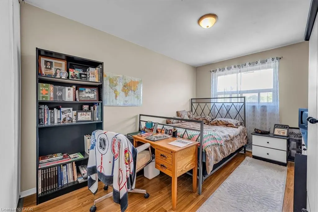 3313 Acala Crescent