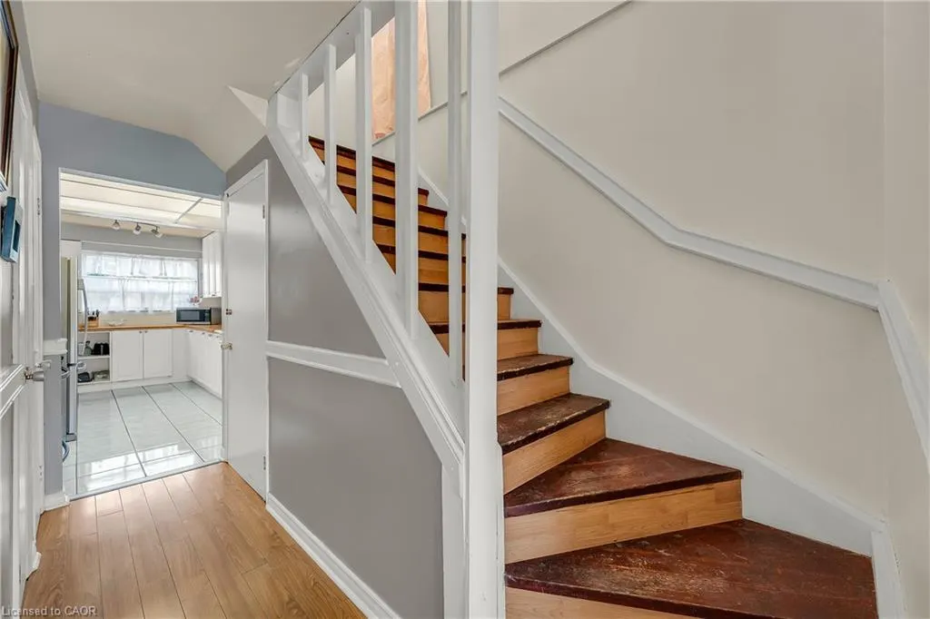 3313 Acala Crescent