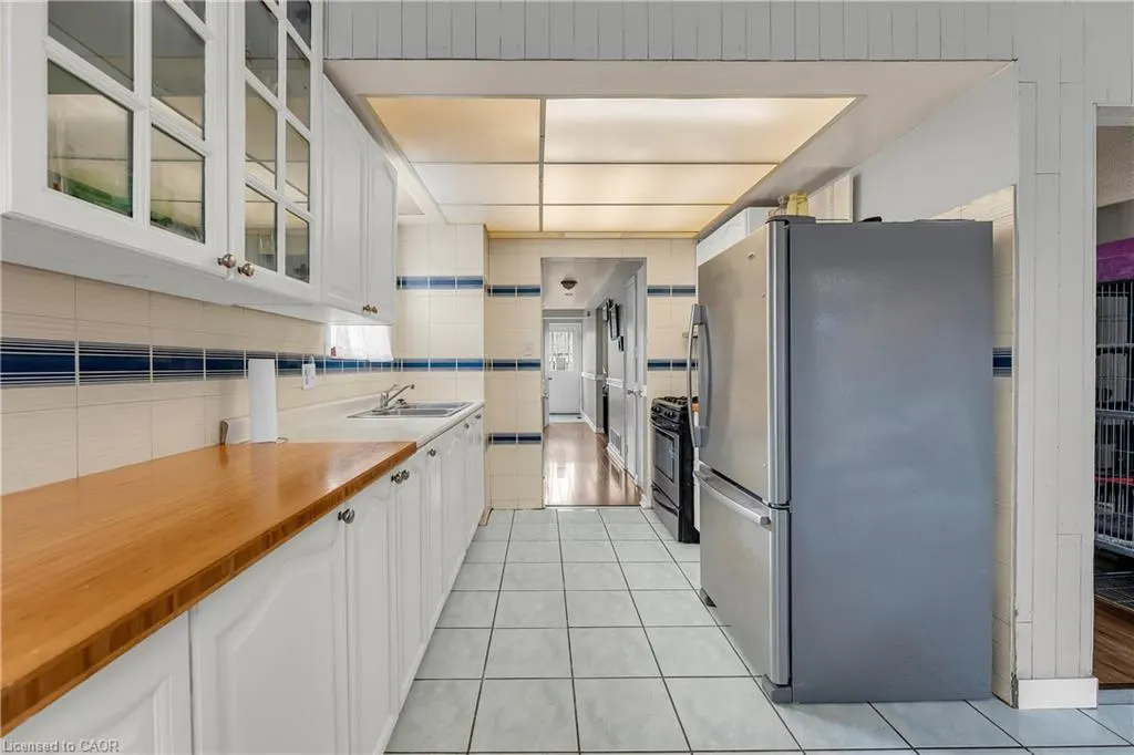 3313 Acala Crescent