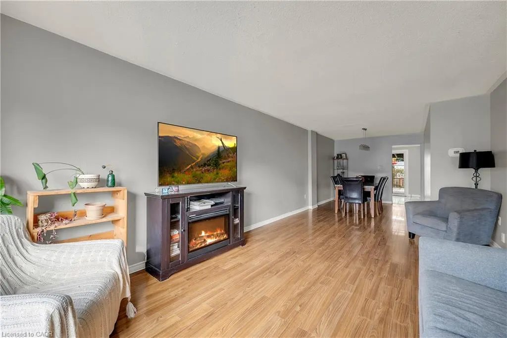 3313 Acala Crescent