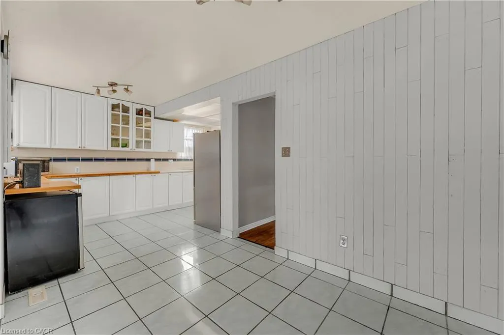 3313 Acala Crescent