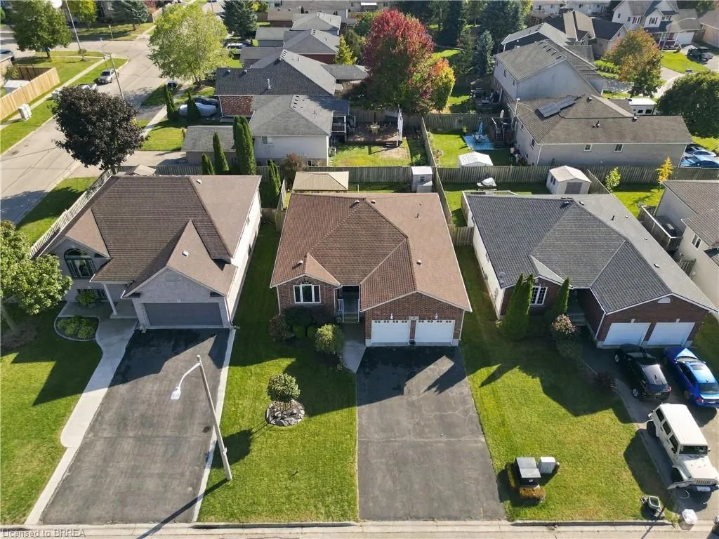 4 Macpherson Drive