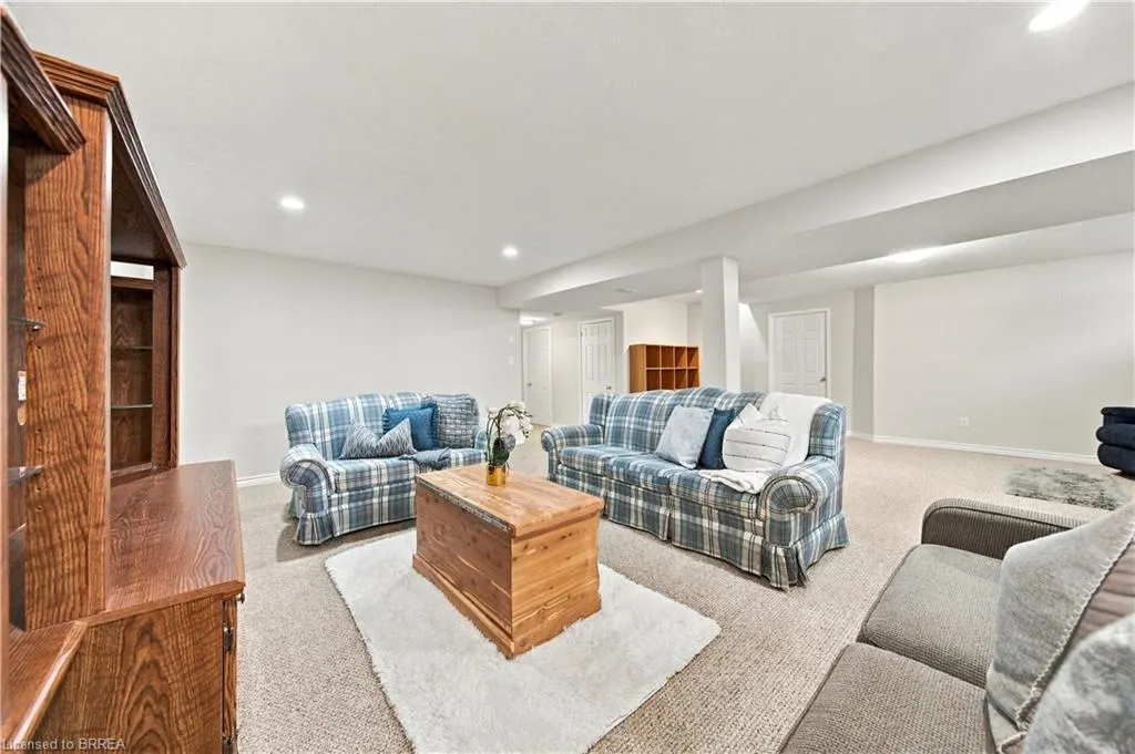 4 Macpherson Drive