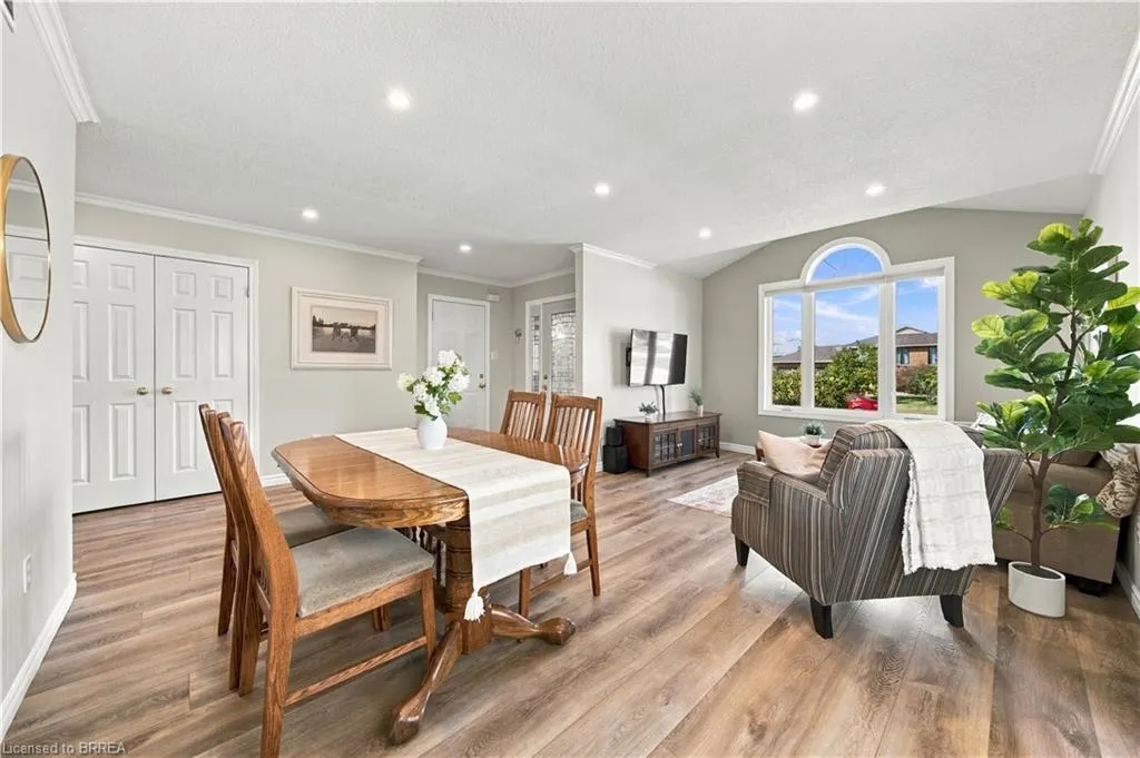4 Macpherson Drive