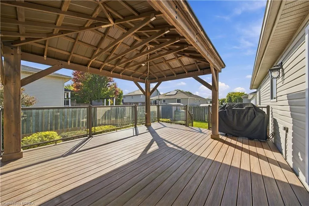 4 Macpherson Drive