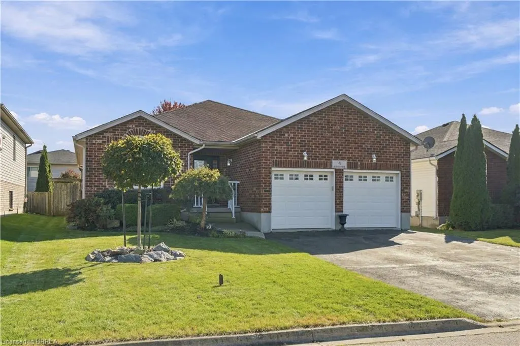4 Macpherson Drive