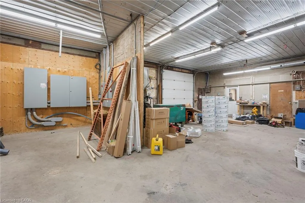 216 Burford-Delhi Townline Road