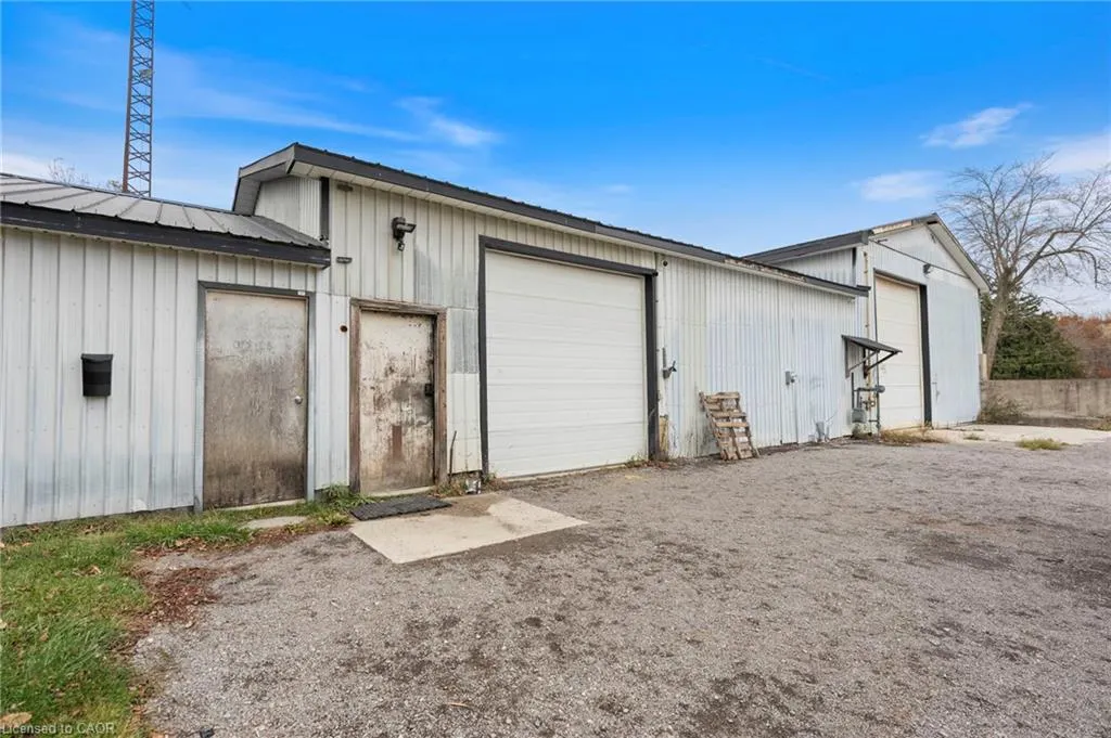 216 Burford-Delhi Townline Road