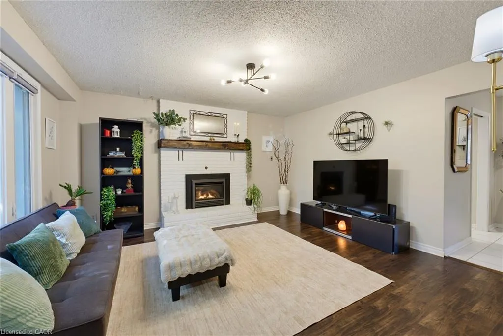 74 Stirling Macgregor Drive