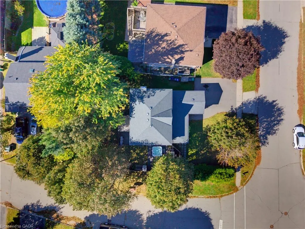 74 Stirling Macgregor Drive