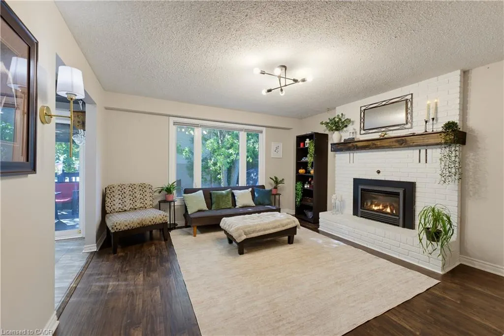 74 Stirling Macgregor Drive