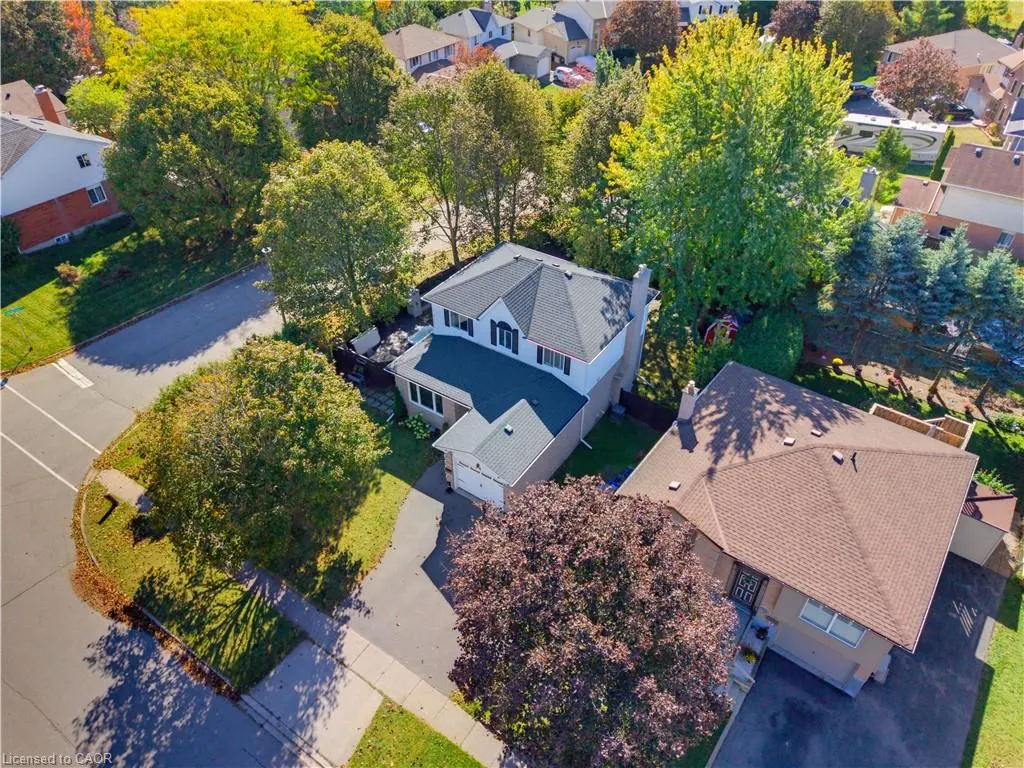 74 Stirling Macgregor Drive