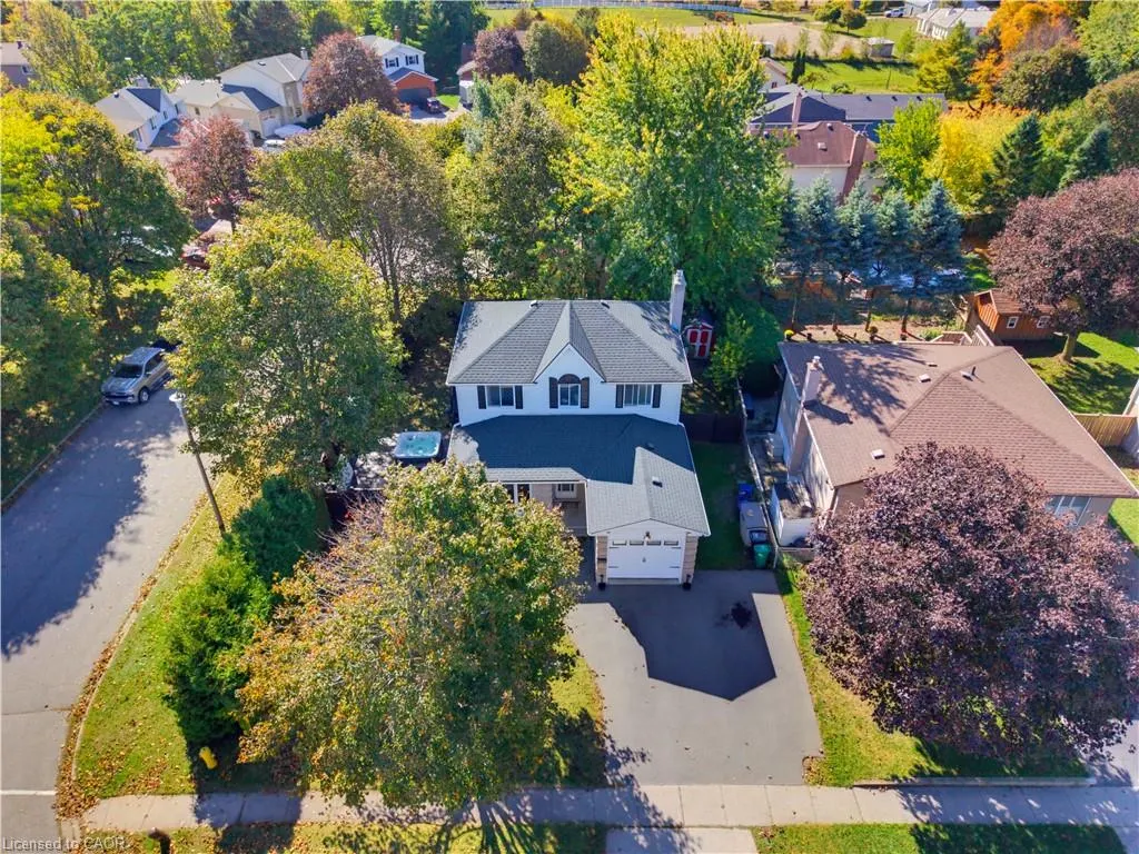 74 Stirling Macgregor Drive