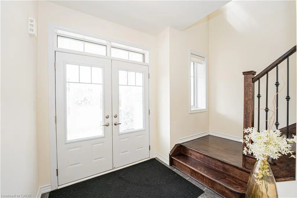 22 Oaktree Drive