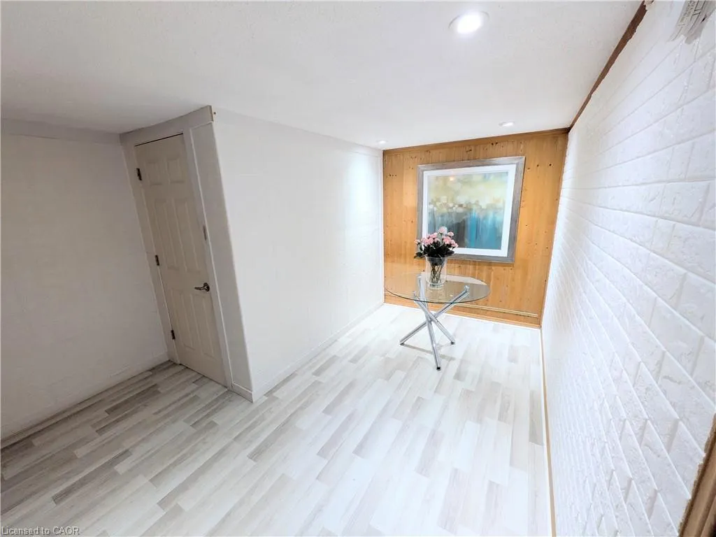 22 Riverdale Drive #1