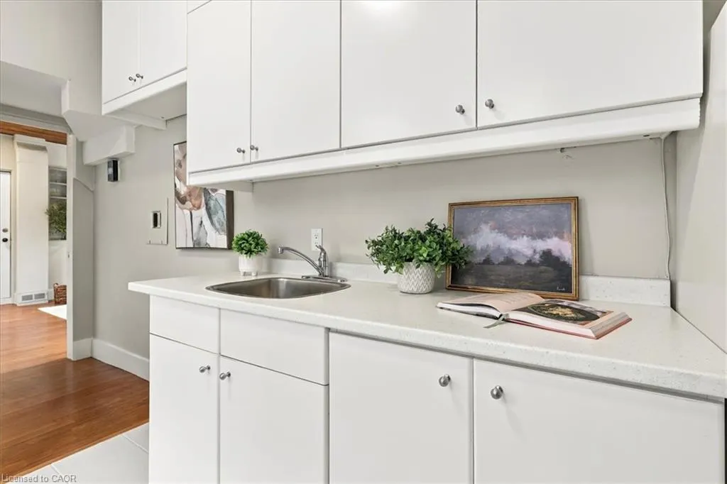 162 Church Street