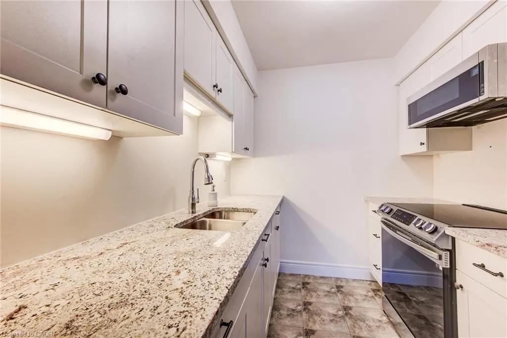 1414 King Street E #101