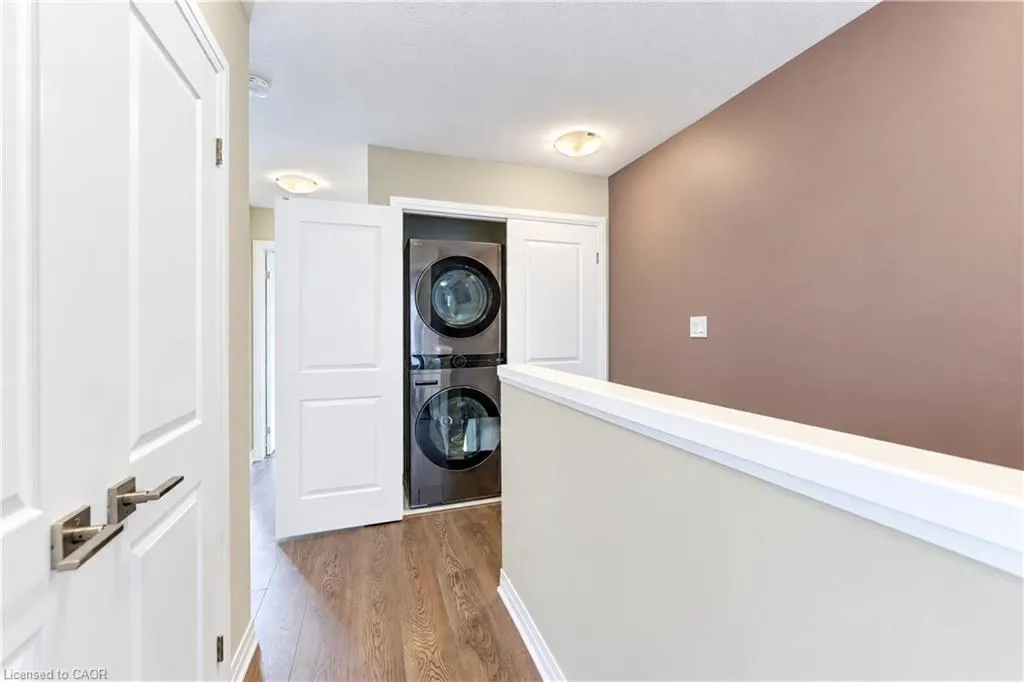 15 Benninger Drive
