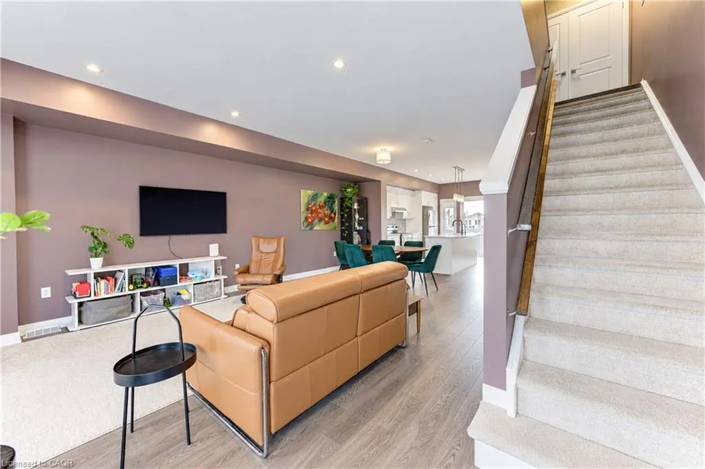 15 Benninger Drive