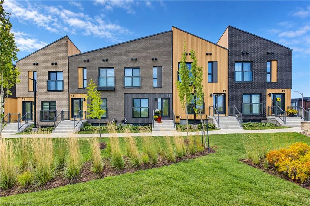 15 Benninger Drive