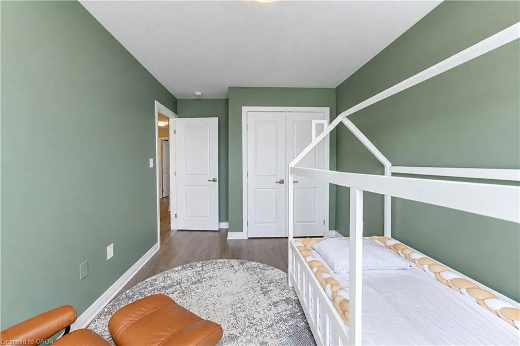 15 Benninger Drive