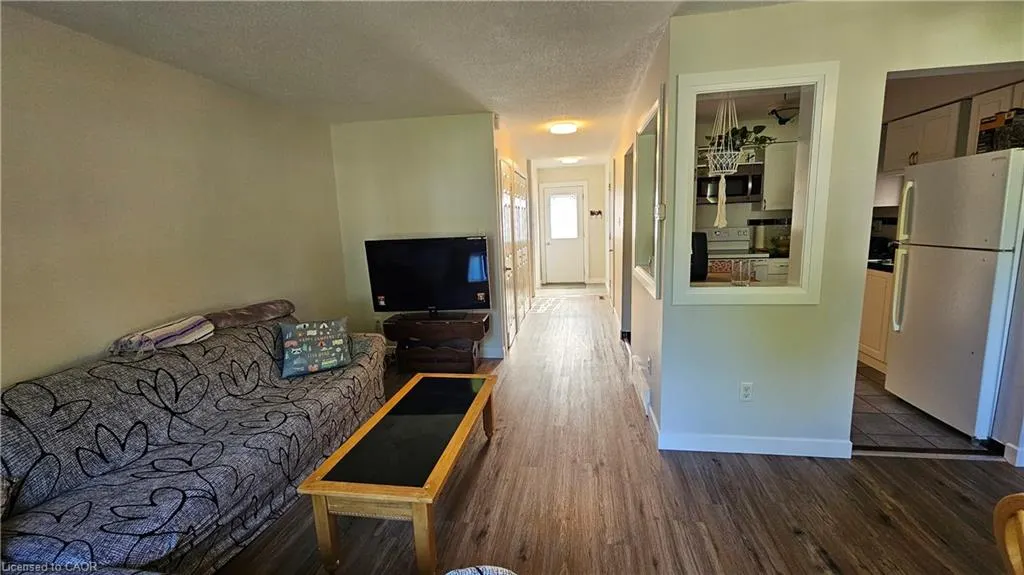 4 Parkside Drive